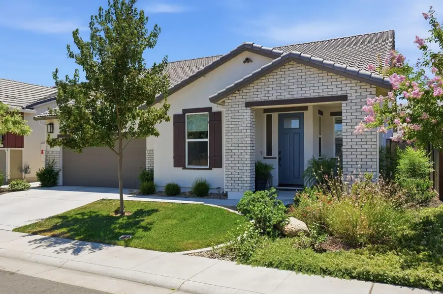 4581 Blushing Lily Way, Roseville, CA 95747 - #2