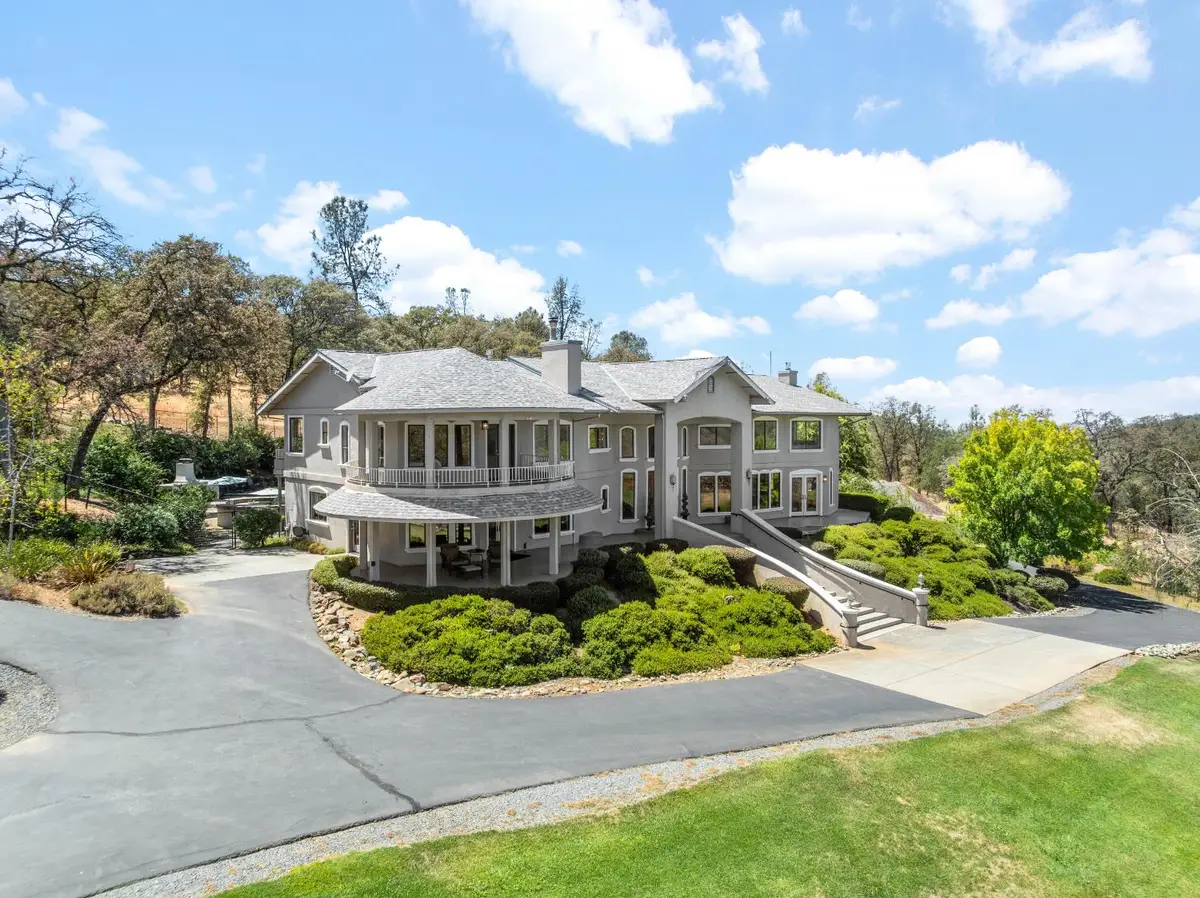 8300 Country Club Lane, Auburn, CA 95602 - #1