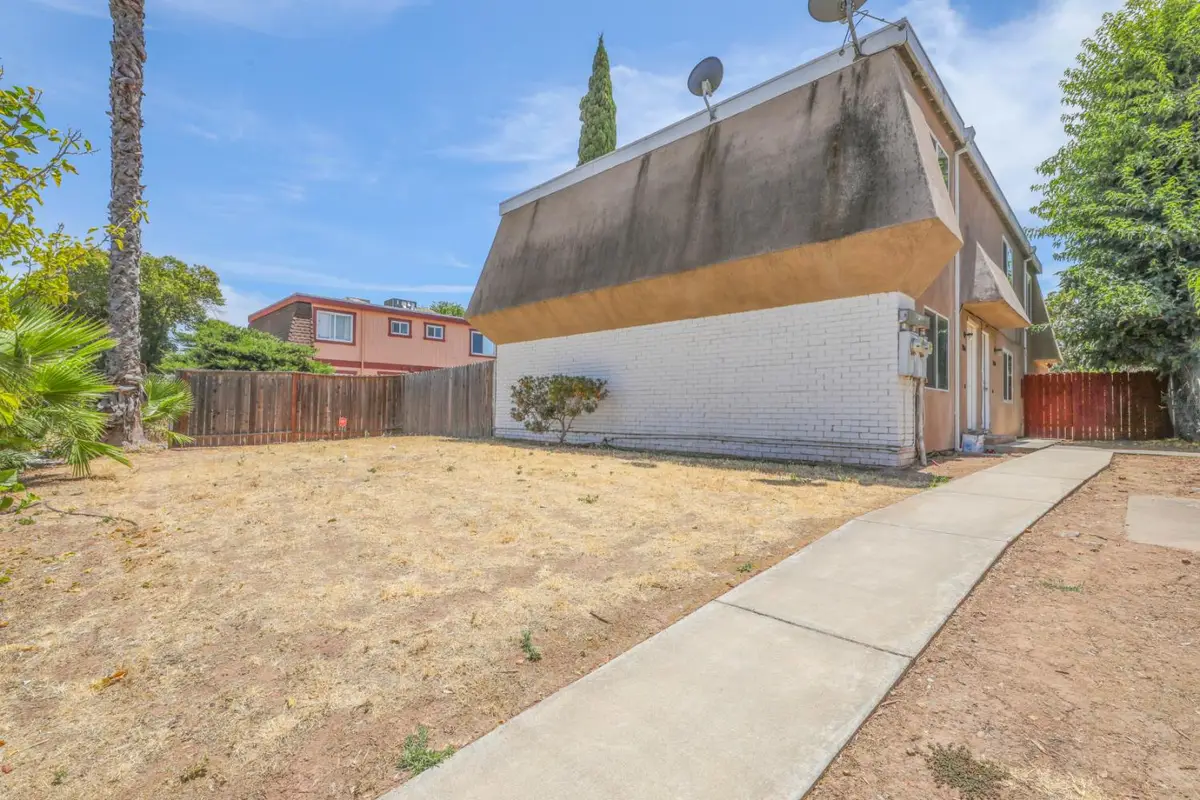7804 68th Avenue, Sacramento, CA 95828 - #1