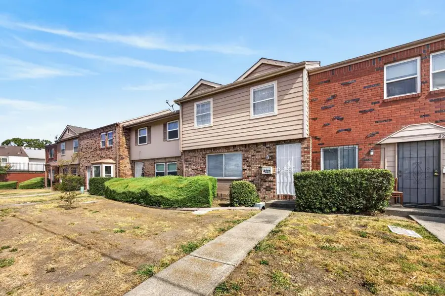 4221 Brookfield Drive, Sacramento, CA 95823 - #3
