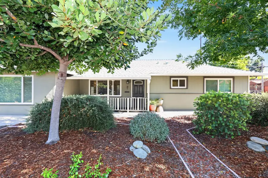 2 W Marshall Avenue, Woodland, CA 95695 - #2
