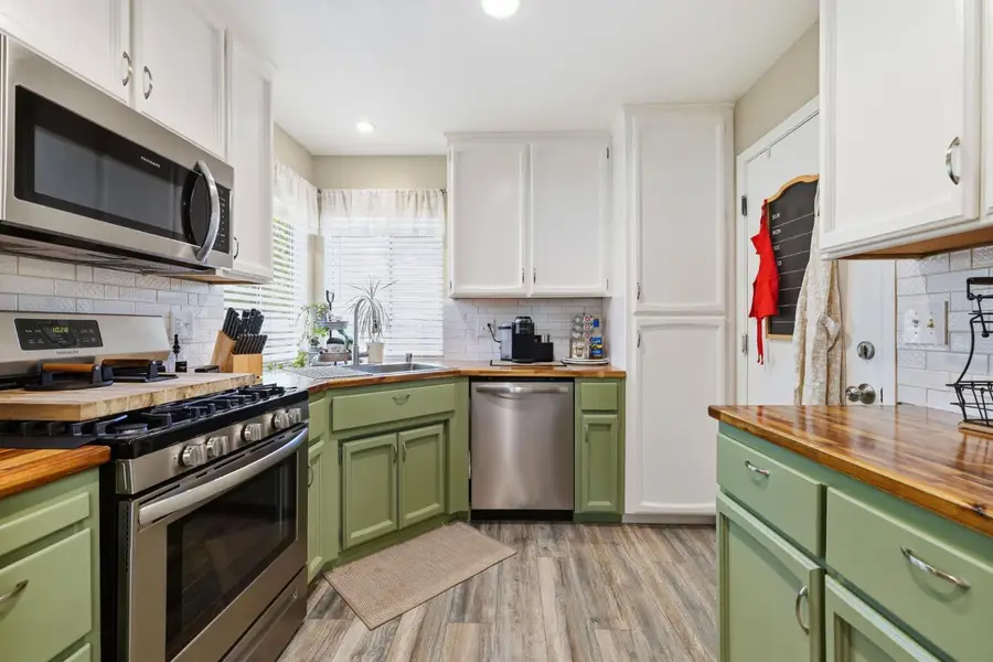 5200 Laguna Crest Way, Elk Grove, CA 95758 - #3