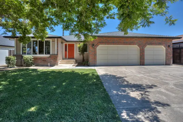 2180 N Berkeley Avenue, Turlock, CA 95382