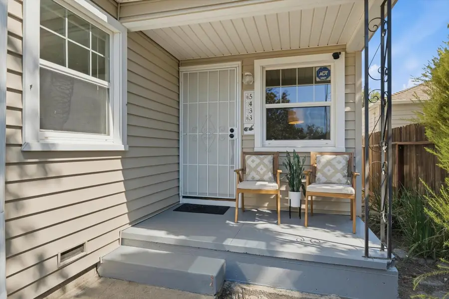 5433 8th Ave, Sacramento, CA 95820 - #3