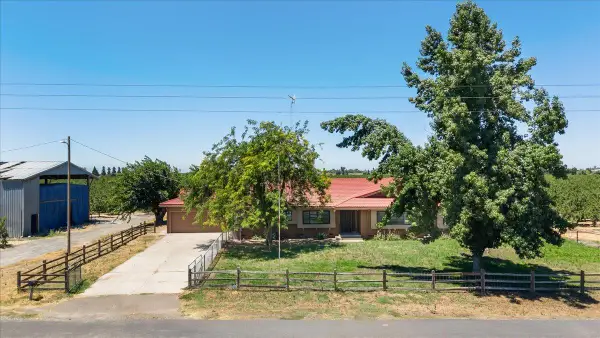 5737 Crow Road, Oakdale, CA 95361