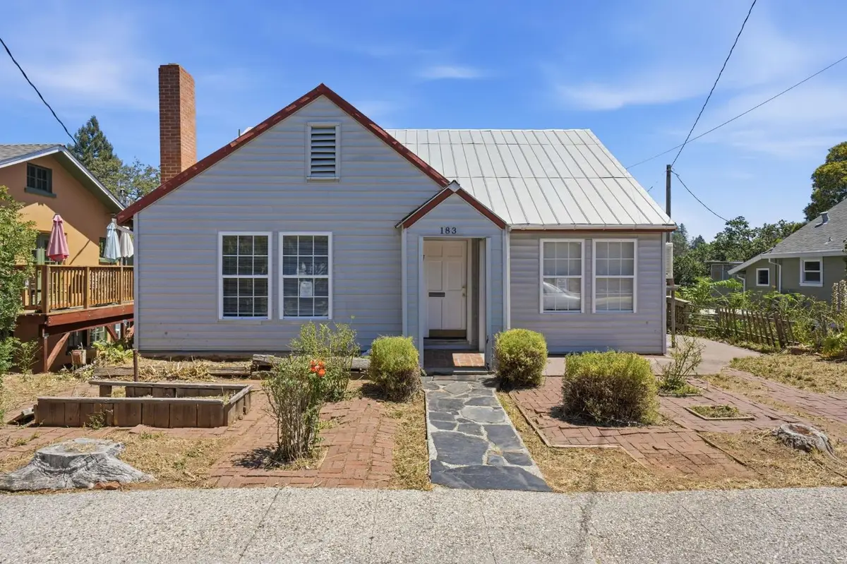 183 College Way, Auburn, CA 95603 - #1