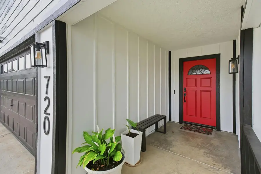 720 Lake Canyon Avenue, Galt, CA 95632 - #3