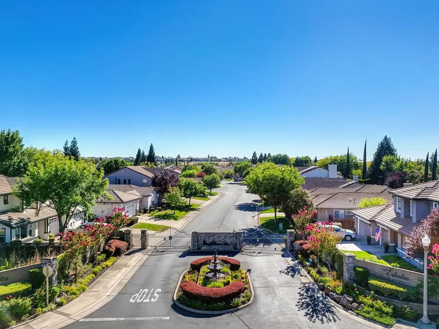 208 Soaring Hawk Place, Lincoln, CA 95648 - #3