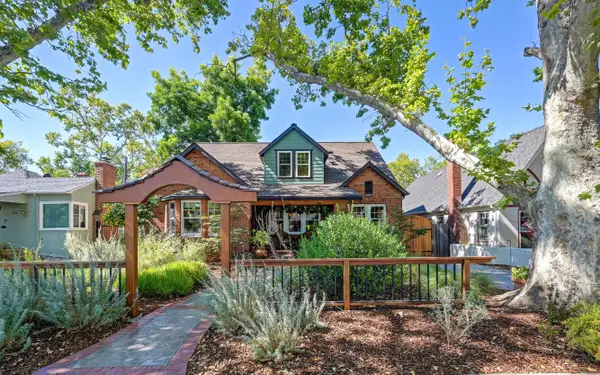 2509 10th Avenue, Sacramento, CA 95818