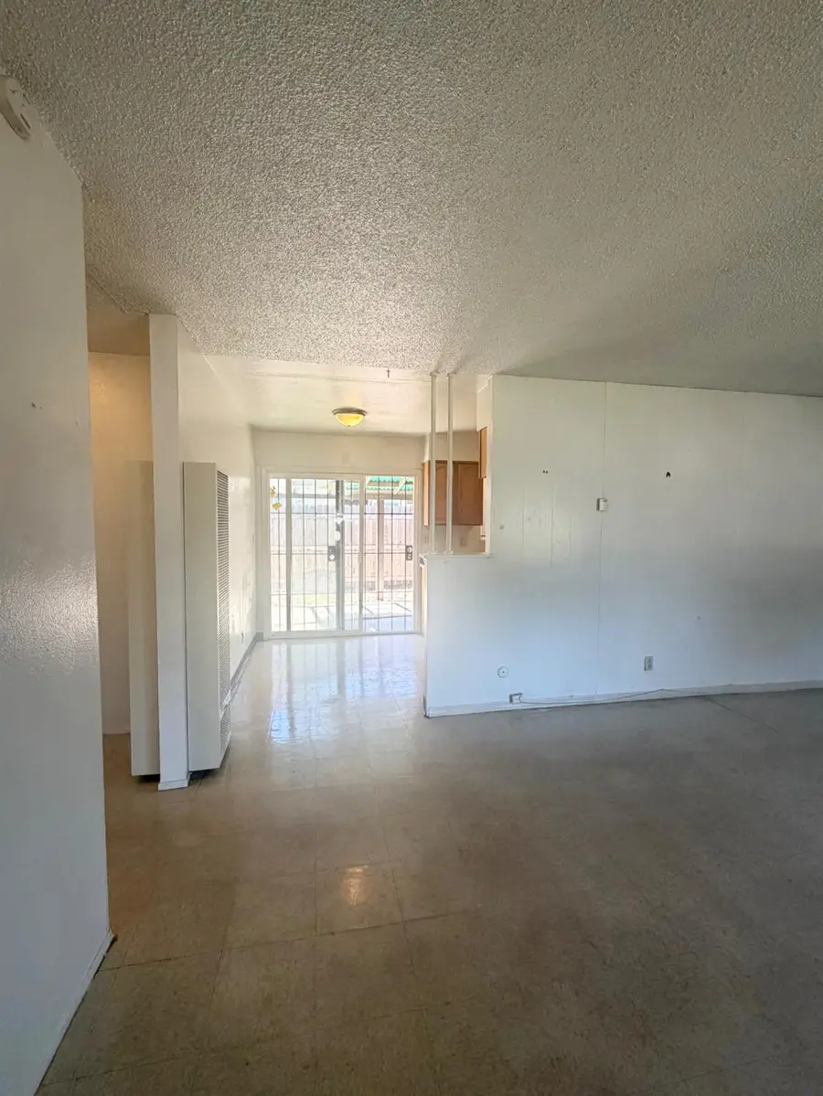 302 Cordova Lane, Stockton, CA 95207 - #2