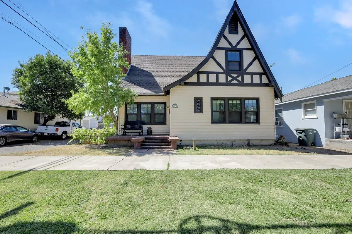 818 11th Street, Marysville, CA 95901 - #1