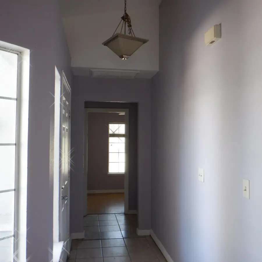 8425 Vintage Park Drive, Sacramento, CA 95828 - #3