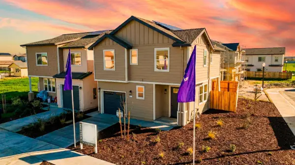 35 Brookbay Way #Lot67, Sacramento, CA 95838