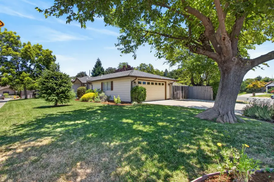 3220 Greenwood Avenue, Sacramento, CA 95821 - #3