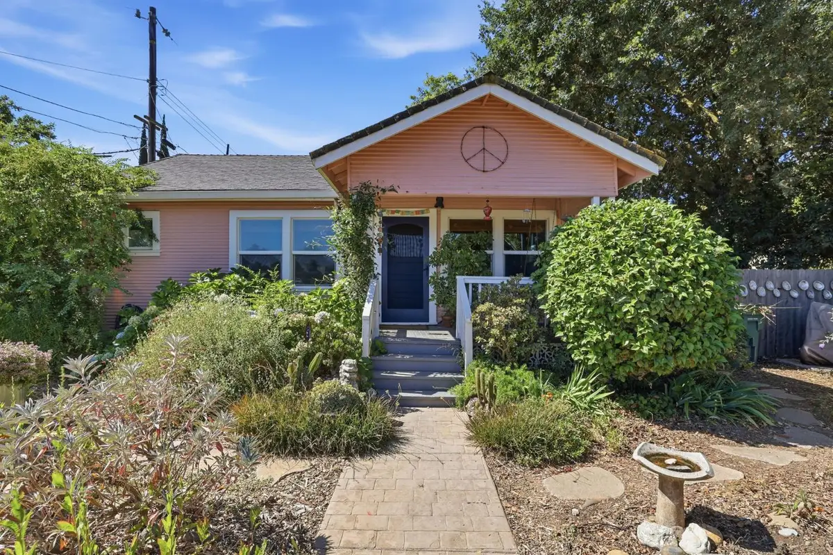 4020 Sierra Vista Avenue, Sacramento, CA 95820 - #1