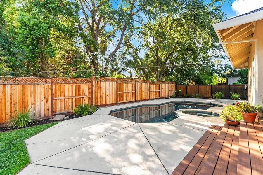 8438 Friar Tuck Way, Fair Oaks, CA 95628 - #3