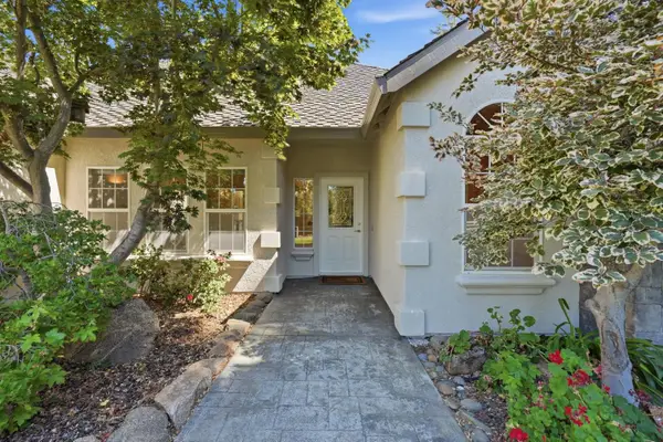 8830 Balmoral Drive, Newcastle, CA 95658