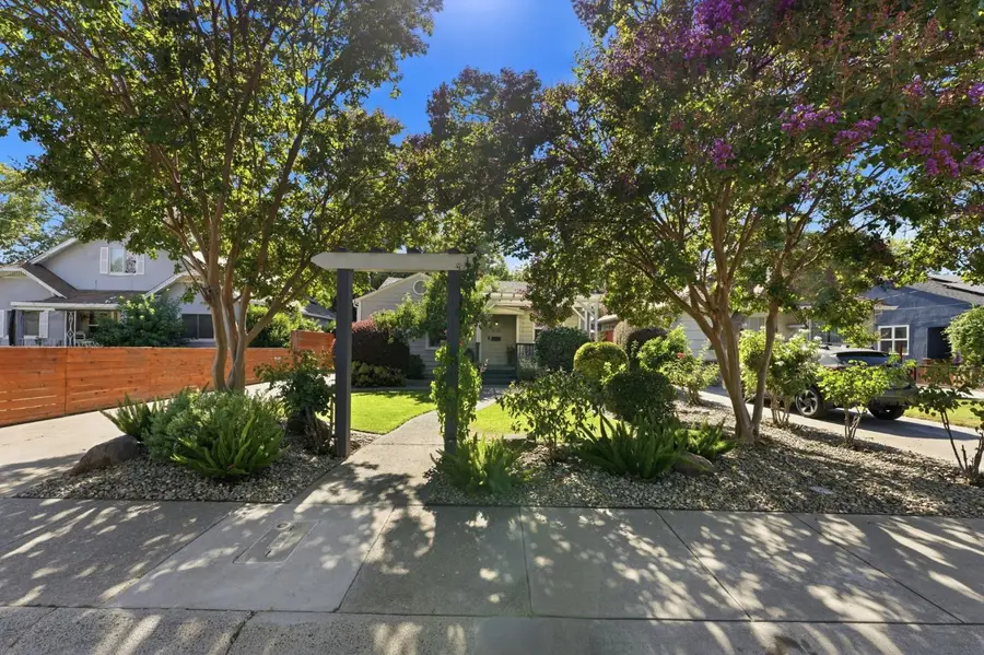 4116 57th Street, Sacramento, CA 95820 - #2