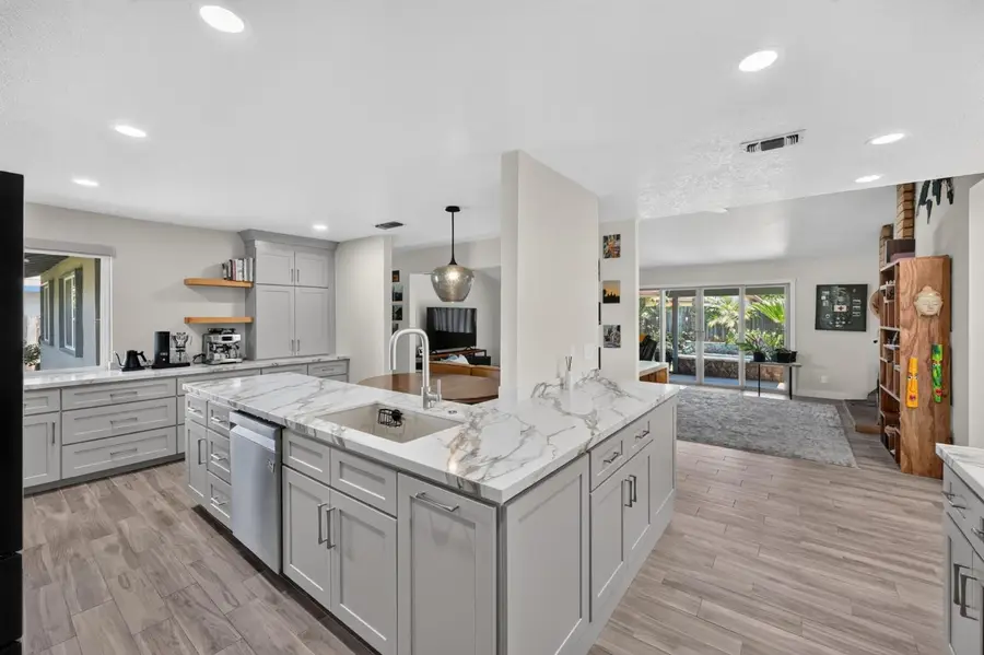 10948 Alandale Way, Rancho Cordova, CA 95670 - #2