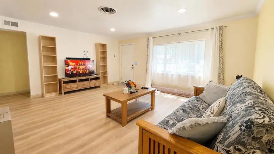 5885 Cohn Avenue, Linda, CA 95961 - #3