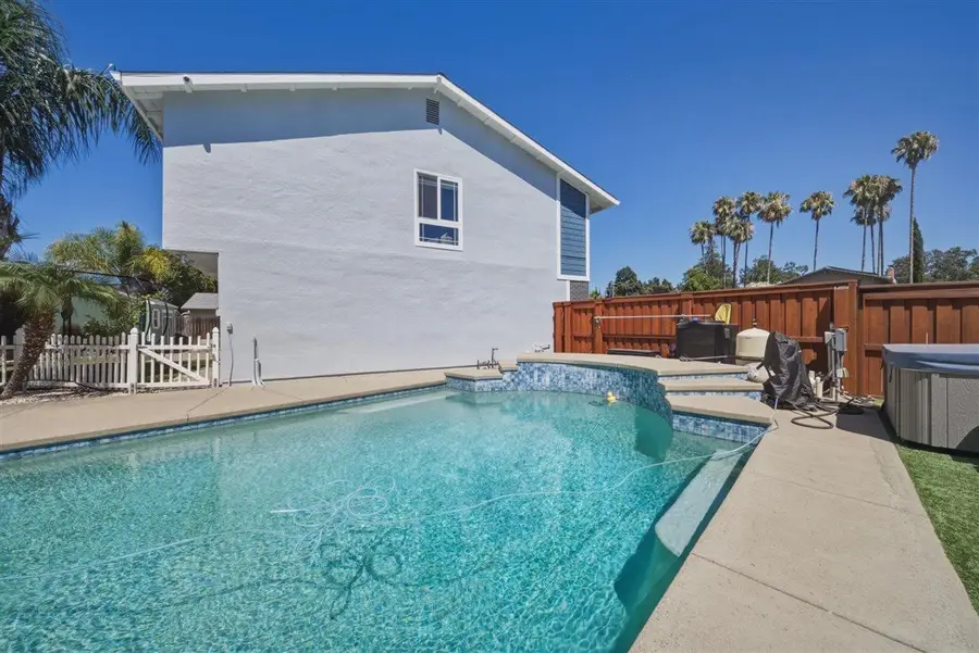 8101 Mesa Oak Way, Citrus Heights, CA 95610 - #2