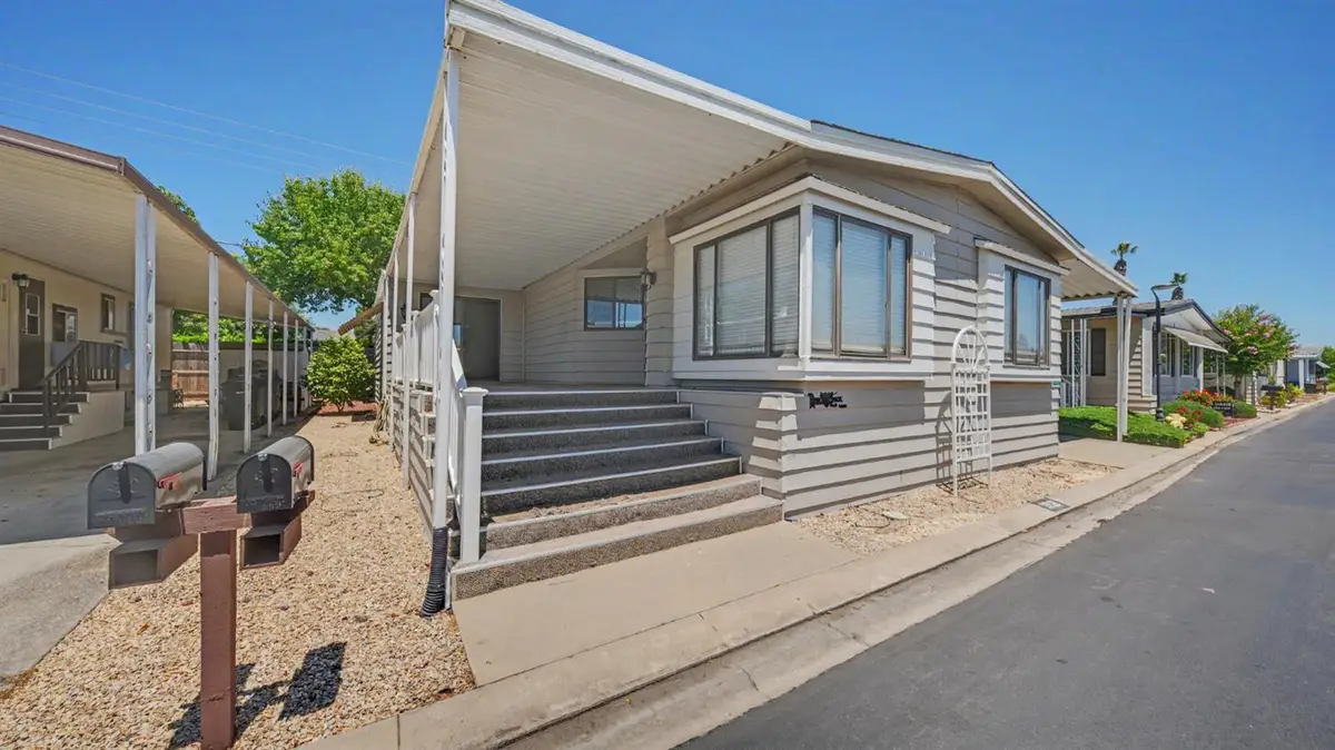 1921 Diamondhead Drive, Modesto, CA 95355 - #1