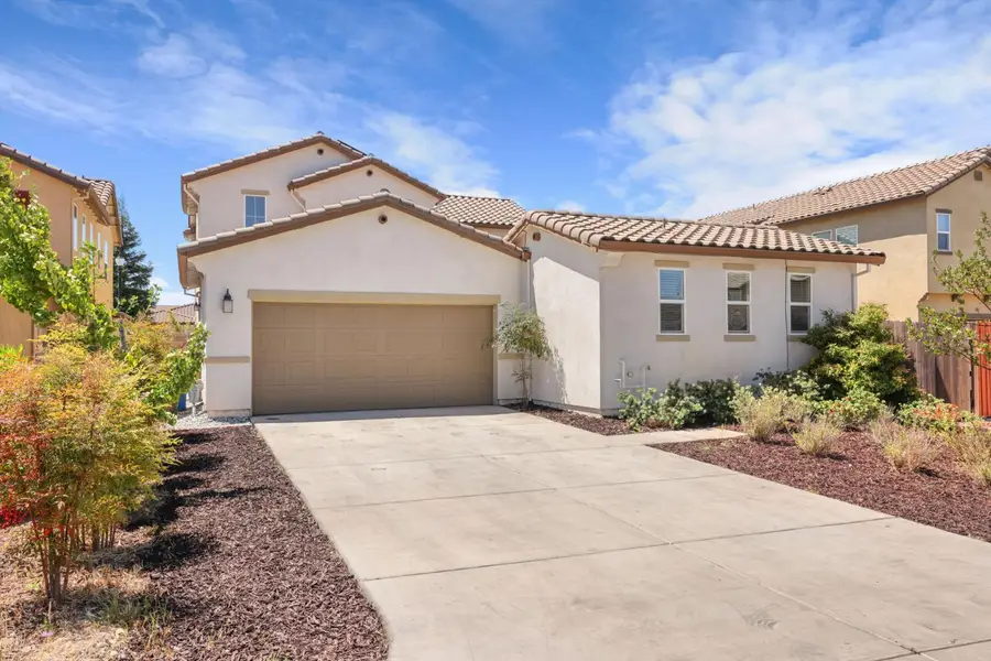 1457 W Woodward Avenue, Manteca, CA 95337 - #3