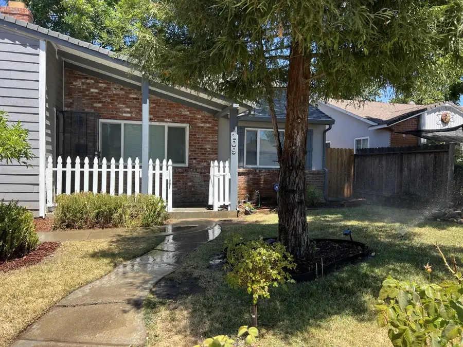 4109 42nd Avenue, Sacramento, CA 95824 - #2