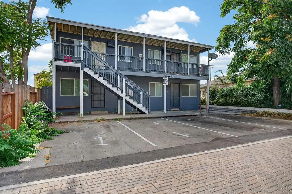 2398 Oakmont Street, Sacramento, CA 95815 - #1