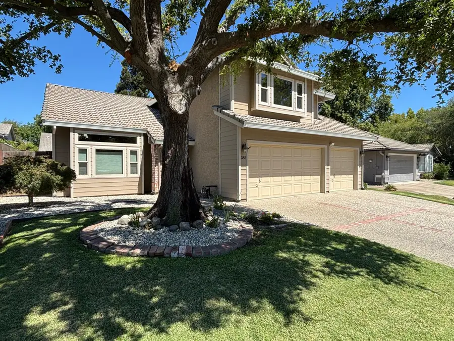 385 Hatteras Way, Sacramento, CA 95831 - #3