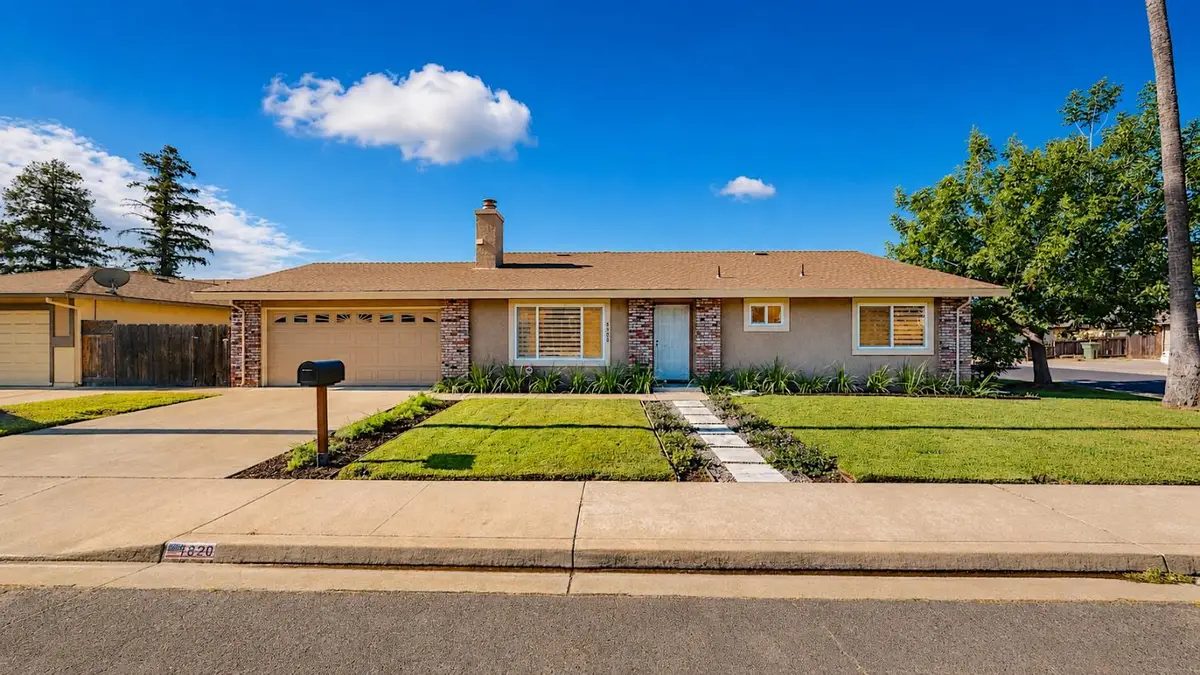 1820 Ogden Way, Turlock, CA 95380 - #1