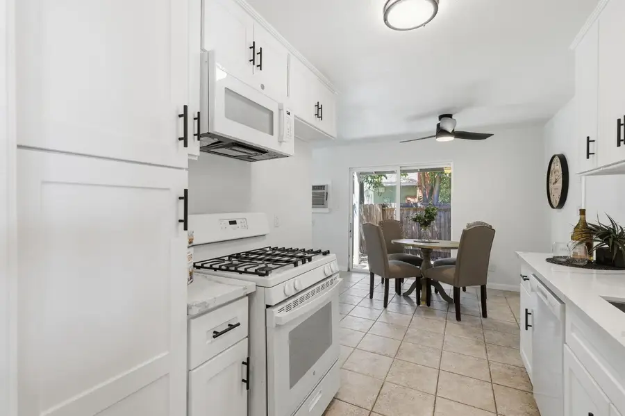 6650 Hogan Drive, Sacramento, CA 95822 - #3