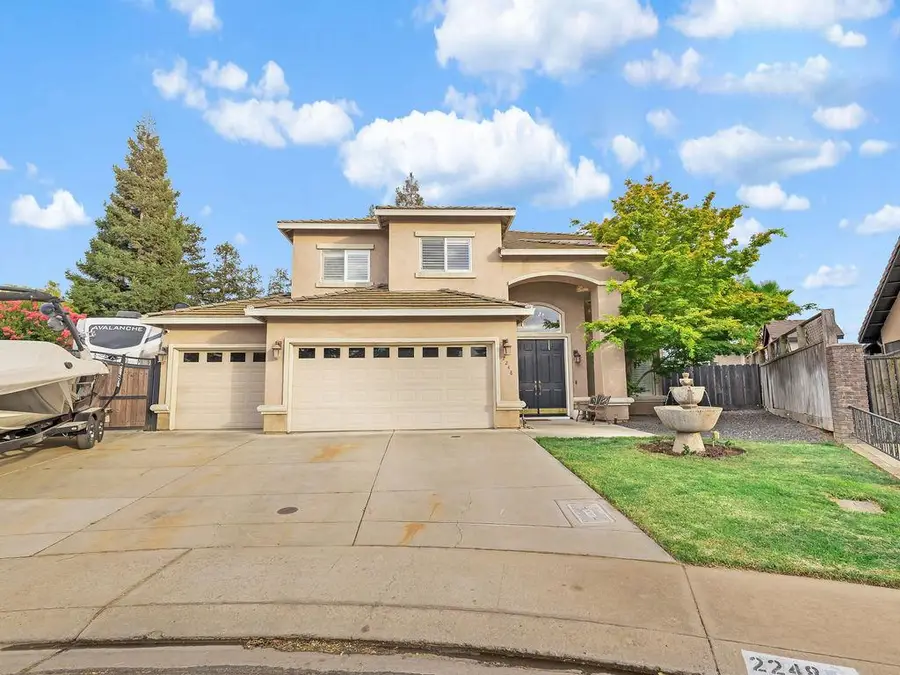 2248 Cherry Tree Lane, Riverbank, CA 95367 - #2