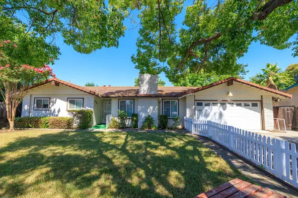 2704 Aston Court, Modesto, CA 95355