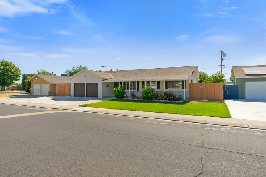 209 Charles Avenue, Manteca, CA 95336 - #3