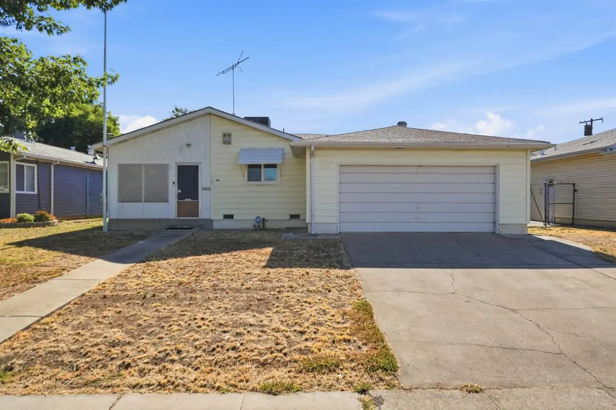 3020 Swansea Way, Rancho Cordova, CA 95670 - #1