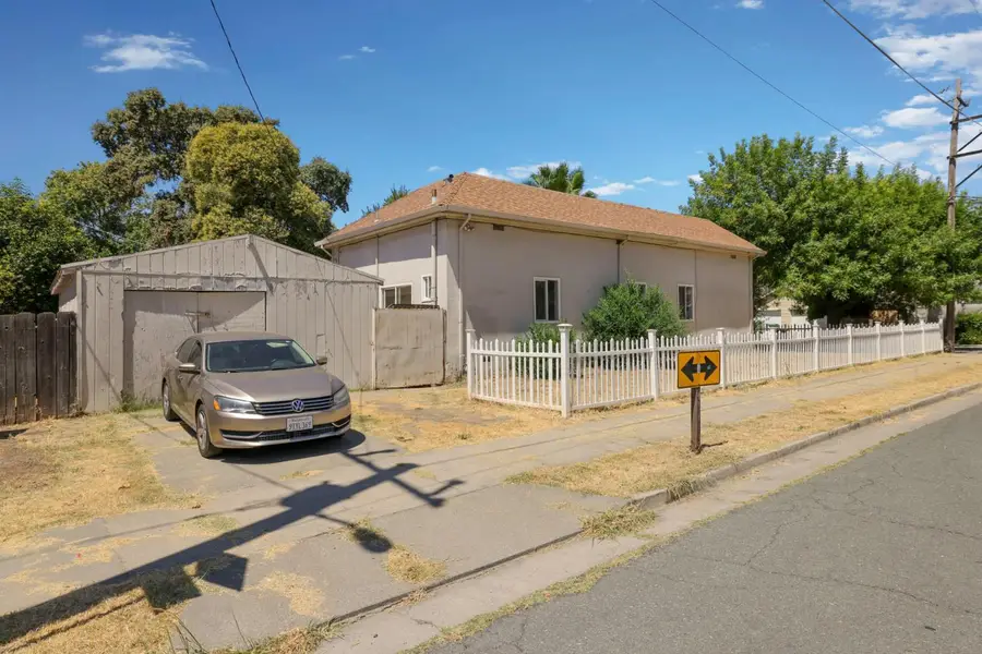 344 Blain Avenue, Stockton, CA 95204 - #2
