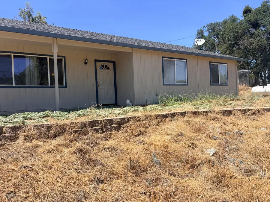 3665 Huckleberry Lane, Valley Springs, CA 95252 - #2