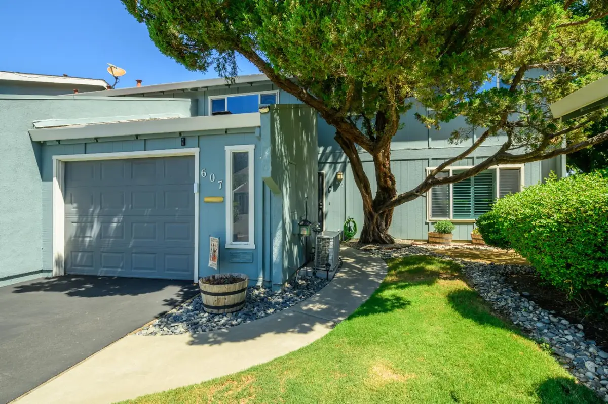 607 Knollwood Drive, Woodland, CA 95695 - #1
