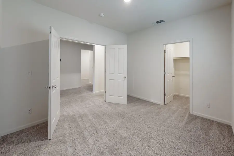 1211 Willow Hill Avenue, Sacramento, CA 95834 - #2