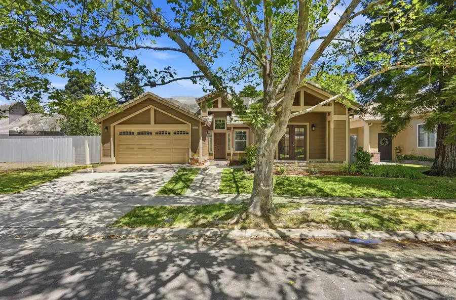3609 Grimshaw Way, Elk Grove, CA 95758 - #2