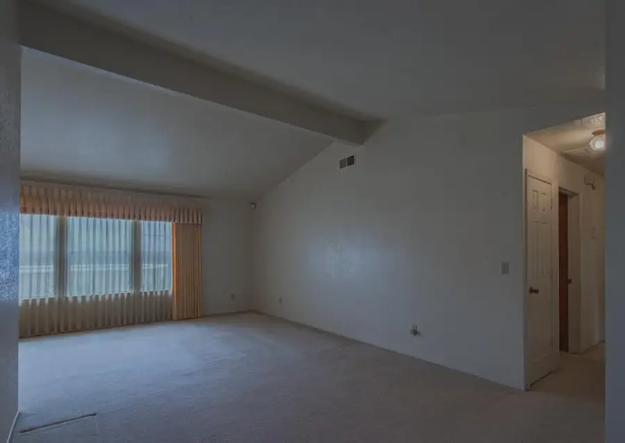 270 Woodside Court, Yuba City, CA 95993 - #3
