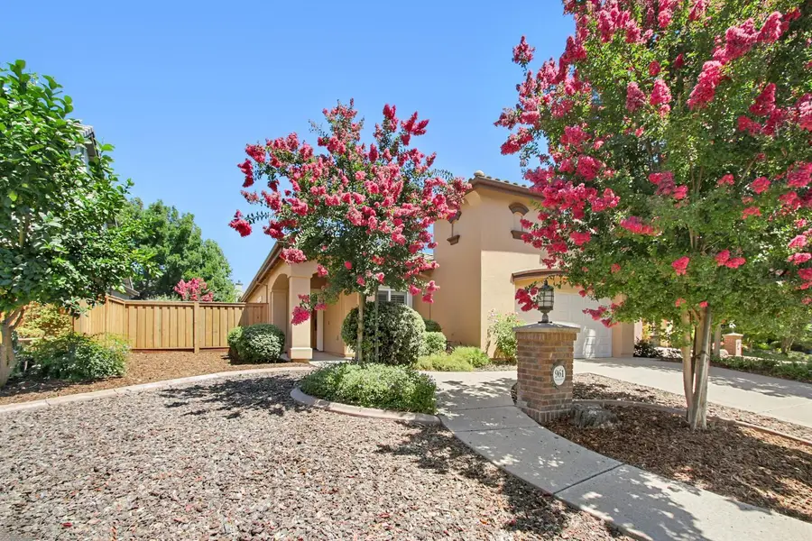 961 Oliver Court, Woodland, CA 95776 - #3