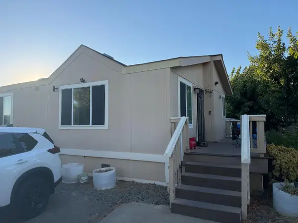820 N Lincoln Way #35, Galt, CA 95632