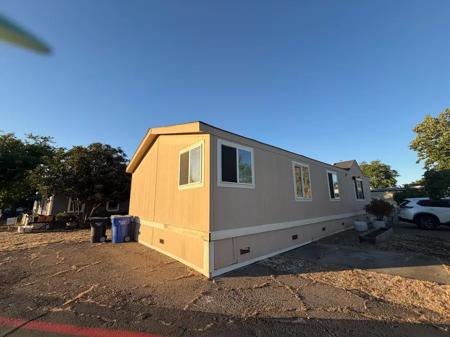 820 N Lincoln Way #35, Galt, CA 95632 - #3