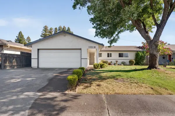 1016 Azure Court, Roseville, CA 95678