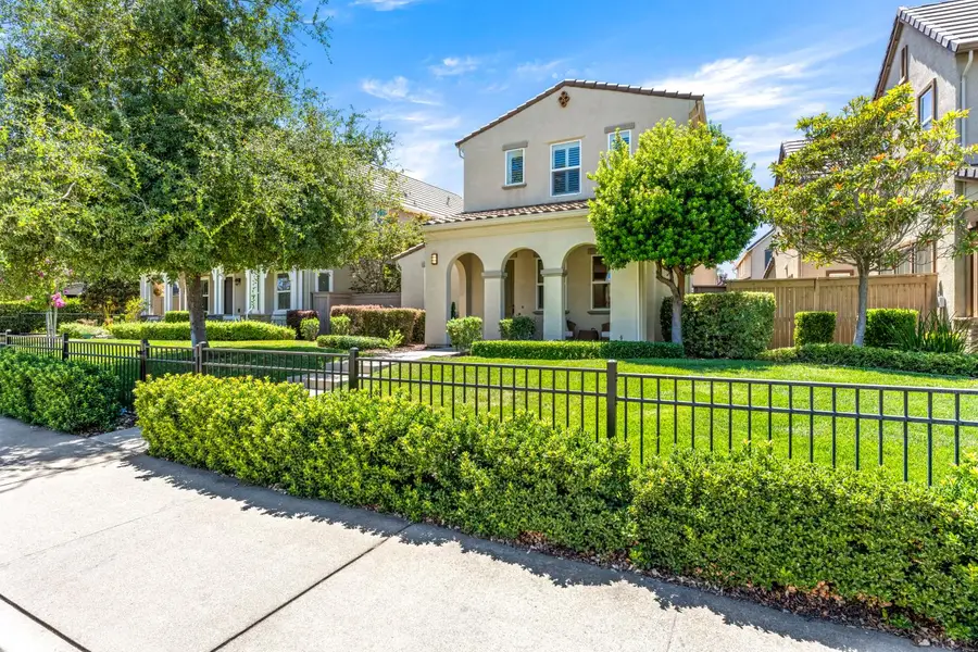 1732 Parkway Drive, Folsom, CA 95630 - #3