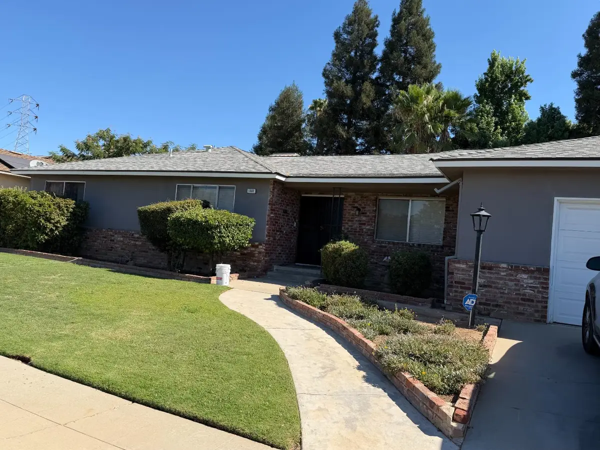 1222 E Palo Alto Avenue, Fresno, CA 93710 - #1