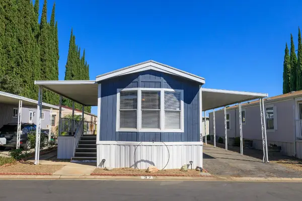 250 E Las Palmas Avenue #37, Patterson, CA 95363