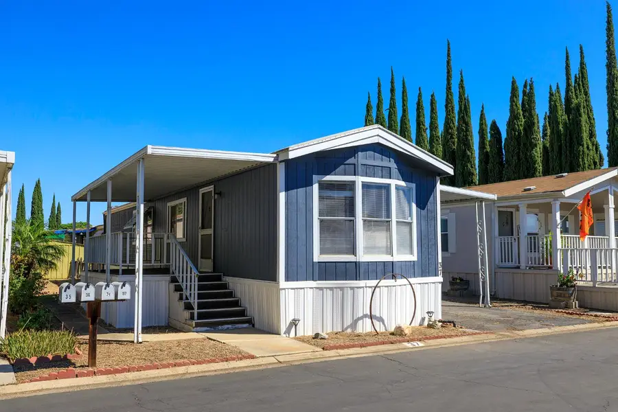 250 E Las Palmas Avenue #37, Patterson, CA 95363 - #2